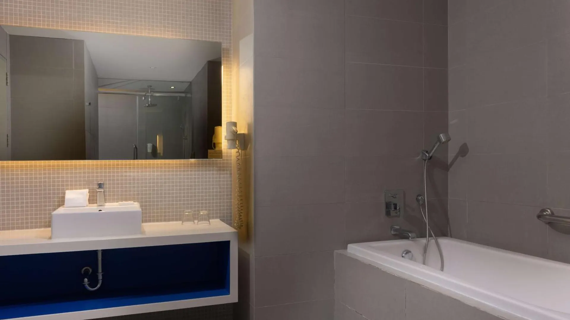 **** Hotel Park Inn By Radisson Davao Filipinas