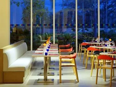 Park Inn By Radisson Davao 4*,